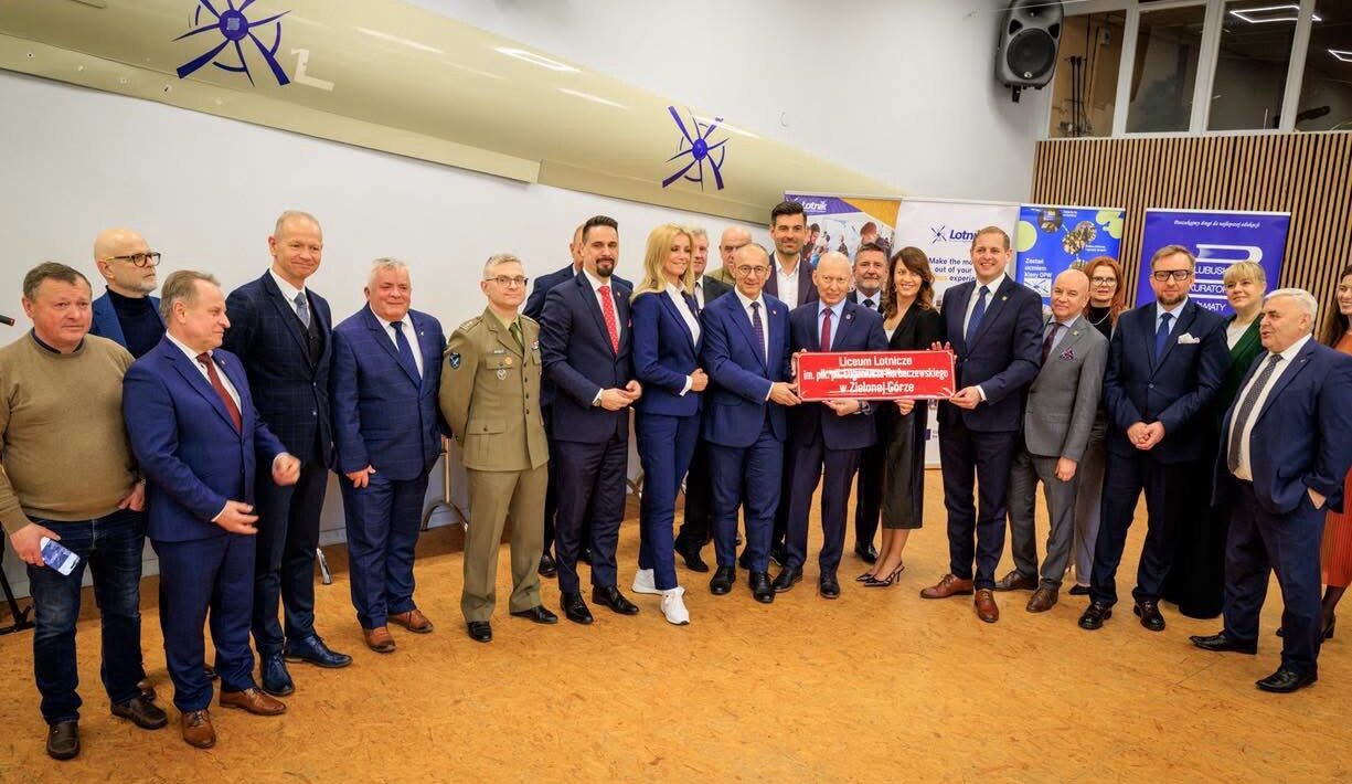 HISTORYCZNY DZIEŃ DLA LOTNIKA, ZIELONEJ GÓRY I POLSKIEGO LOTNICTWA!✈️